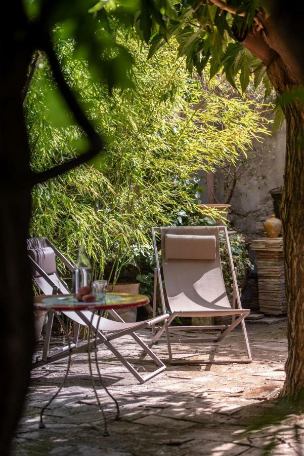 Maison Xixe Et Jardin En Intramuros Avignon Exterior foto